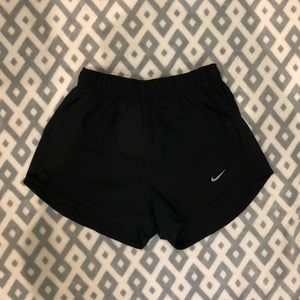 BLACK WOMENS NIKE DRI-FIT SHORTS